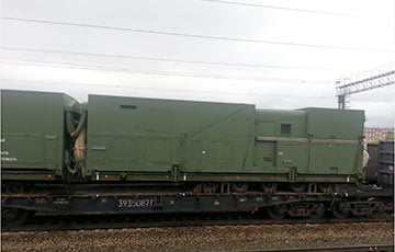 Фотофакт: Россия перебрасывает по железной дороге секретный лазерный комплекс