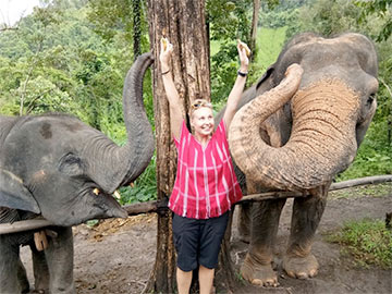 Как гродненка заботилась о слонах в Таиланде