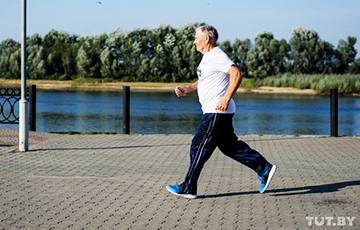 Как 82-летний атлет из Речицы бежит к здоровью и долголетию
