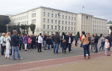 Борьба продолжается: противники аккумуляторного завода вышли на площадь в Бресте