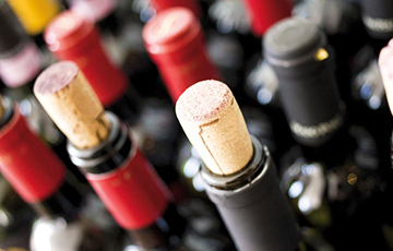 Шесть способов открыть бутылку вина без штопора