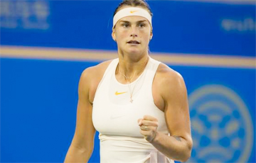 Арина Соболенко вышла в полуфинал теннисного турнира в Дохе