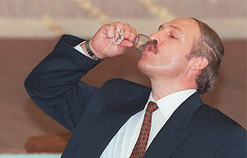 Лукашенко: Не секрет, что алкоголь – серьезное подспорье