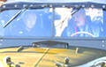 Лукашенко возил Путина по пустым улицам Александрии на автомобиле ГАЗ-69