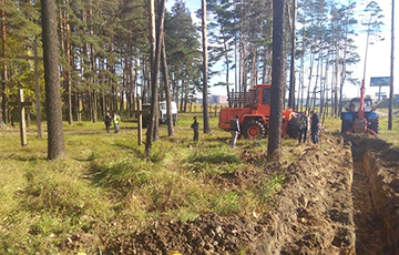 Defenders Of Kurapaty Stopped Building Machinery In Tract