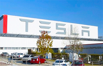 В США начато расследование  против Tesla
