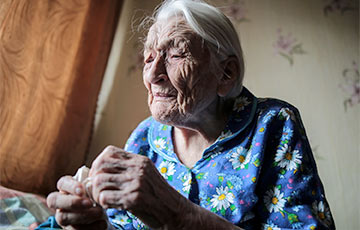 100-летняя белоруска: Костел били, ломали – но он все равно выстоял