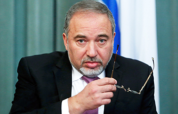 Jerusalem Post: Министр обороны Израиля подал в отставку из-за перемирия с ХАМАС
