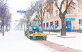 Праз снегапад у Берасці ўтварыліся коркі, на дарогах горада - дзясяткі ДТЗ