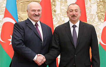 Lukashenka To Aliyev: We Are Very Close People