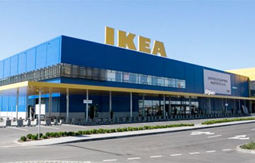 Фотофакт: Литовцы заменили все фото в магазине IKEA на свои