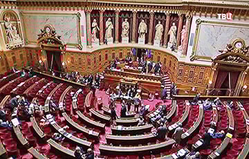 The French Parliament Did Not Pass A Vote Of No Confidence In The Government