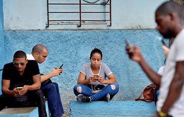 На Кубе заработал мобильный интернет