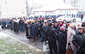 Photo Fact: People Queueing Along Entire Salihorsk For ‘Belaruskali’ Gifts