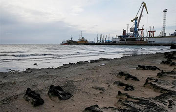 Reuters: Ракетны фрэгат РФ з верталётам рухаецца ў кірунку Азоўскага мора