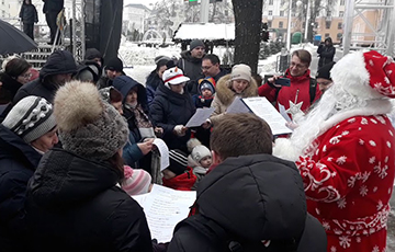 Видеофакт: Протестующие в Бресте поют «Полонез Огинского»