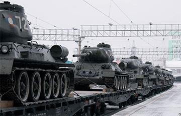Из Лаоса в сторону Москвы едет колонна танков