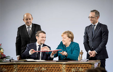 Меркель и Макрон подписали договор об укреплении сотрудничества