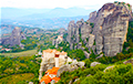 Одно из самых красивых мест в мире: греческие Метеоры с «парящими» в небе монастырями