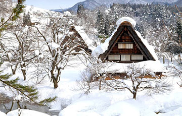 Фотофакт: Каких снеговиков лепят в Японии