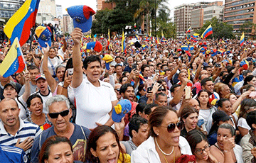 Гуайдо: Пратэсты ў Венесуэле працягнуцца да прызначэння новых выбараў