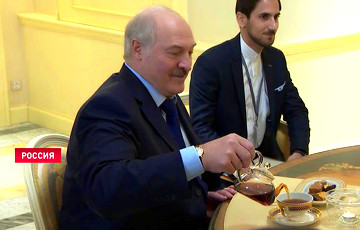 Lukashenka Informally Rubbed Elbows With Presidents Of Russian Federation, Iran And Turkey