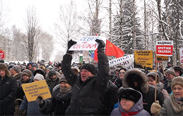 «Берите президента за грудки»: бунт в Архангельской области РФ