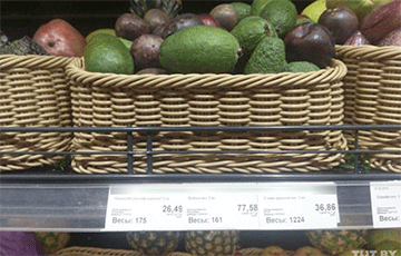 Фотофакт: Цены на ягоды в Минске бьют рекорды