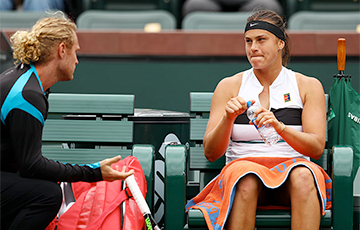 Дмитрий Турсунов больше не тренирует Арину Соболенко