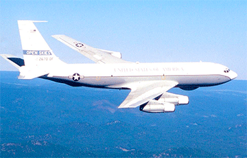 Военный самолет США пролетел над Чукоткой