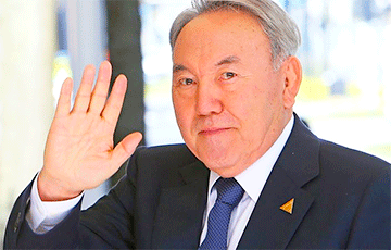 Назарбаев ушел с поста главы правящей партии Казахстана
