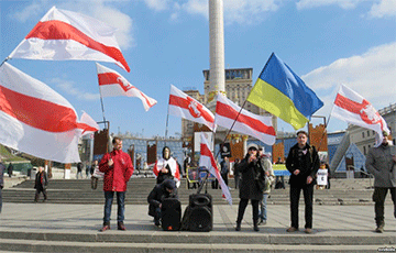 «За нашу и вашу свободу!»: В Киеве отпраздновали День Воли