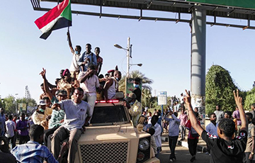 У Судане прызначылі новага кіраўніка Генштаба пасля зрынання дыктатара