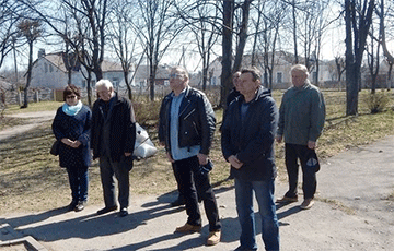 Prayer In Solidarity With Defenders Of Kurapaty Held In Baranavichy