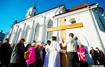 В Минске верующие прошли Крестным ходом