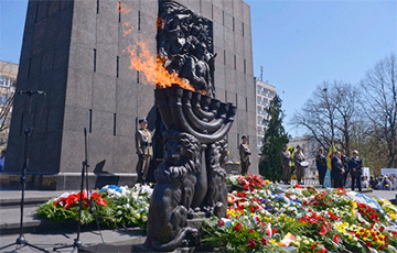 В столице Польши почтили память героев восстания в Варшавском гетто