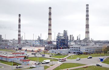 Mazyr Oil Refinery Workers Panicking Over Drones