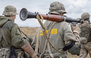 Украинские военные опубликовали кадры уничтожения российской гаубицы