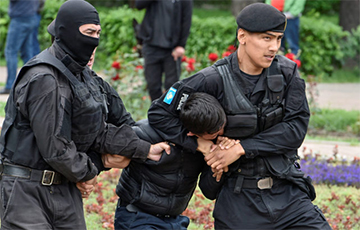 Протесты в Казахстане: более сотни задержанных