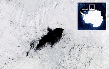 Ученые раскрыли тайну появления гигантских дыр во льдах Антарктики