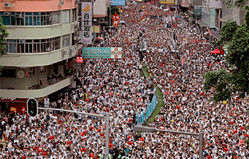 Протесты в Гонконге: Помпео заявил, что США могут принять меры