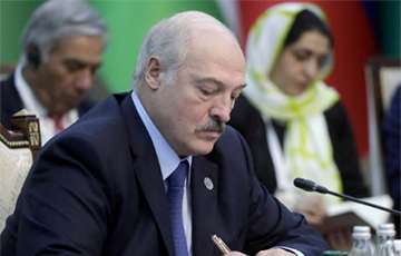 Lukashenka Was Playing Second Fiddle At SCO Summit