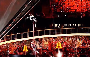 Gymnast Fell Down From Height During Opening Of Hunger Games