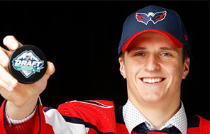 18-летний белорусский хоккеист подписал контракт с клубом НХЛ
