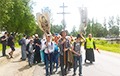 Верующие Беларуси требуют освободить их от оплаты за паломничества