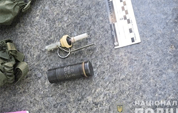 Возле украинской Верховной Рады задержали мужчину с гранатой