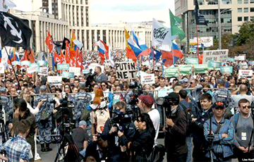 Протесты в Москве пробудили звезд российского шоу-бизнеса