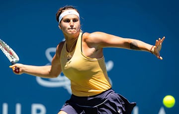 Соболенко выбилась в лидеры чемпионской гонки WTA