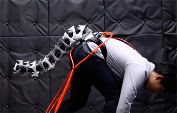Видеофакт: Ученые создали роботизированный хвост для людей