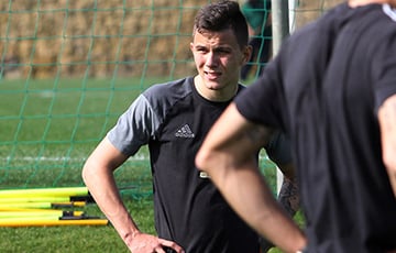 Скандальны беларускі футбаліст вярнуўся на радзіму